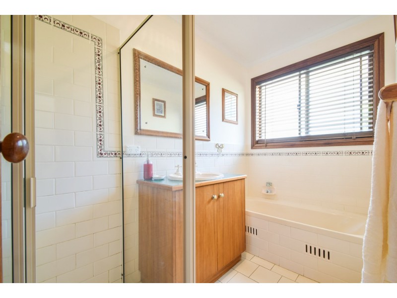 7 Nitschke Court, Mount Compass SA 5210