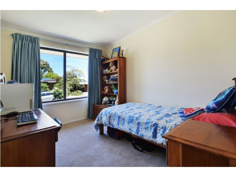 15 Paltarra Grove, Aberfoyle Park SA 5159