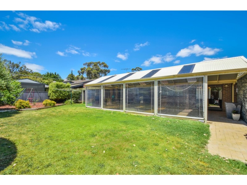 15 Paltarra Grove, Aberfoyle Park SA 5159