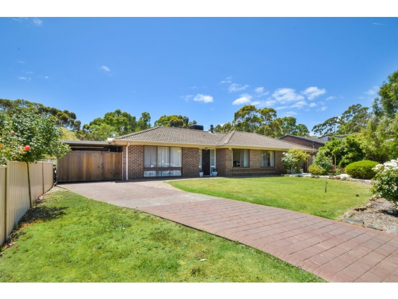 15 Paltarra Grove, Aberfoyle Park SA 5159