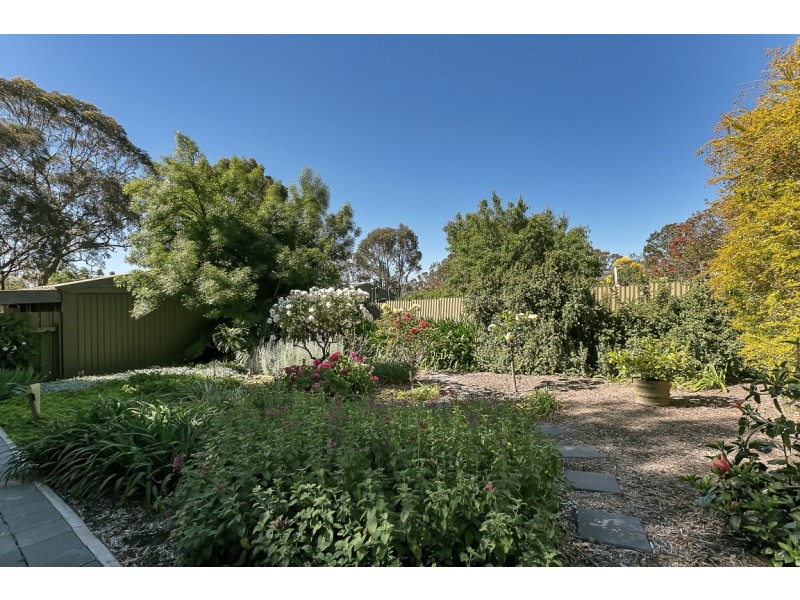 1/167 Shepherds Hill Rd, Eden Hills SA 5050