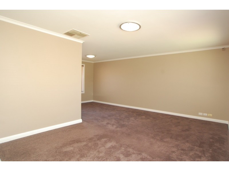 19 Bathbank Crescent, Sheidow Park SA 5158