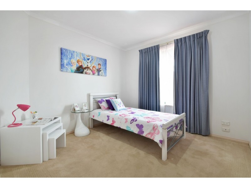 31 Augusta Drive, Seaford Rise SA 5169
