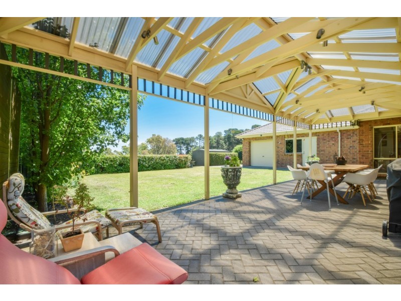 10 Ashridge Crt, Aberfoyle Park SA 5159