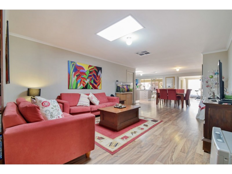 11 Olivier Court, Morphett Vale SA 5162
