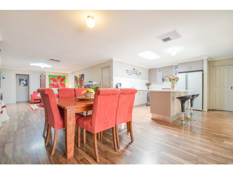 11 Olivier Court, Morphett Vale SA 5162