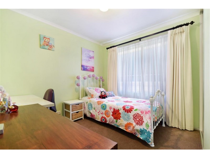 9 Merrivale Drive, Happy Valley SA 5159