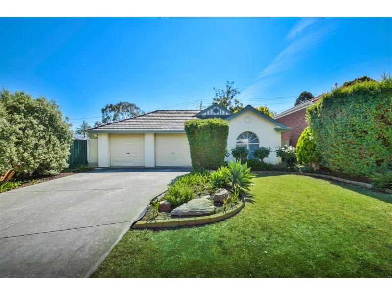 9 Merrivale Drive, Happy Valley SA 5159