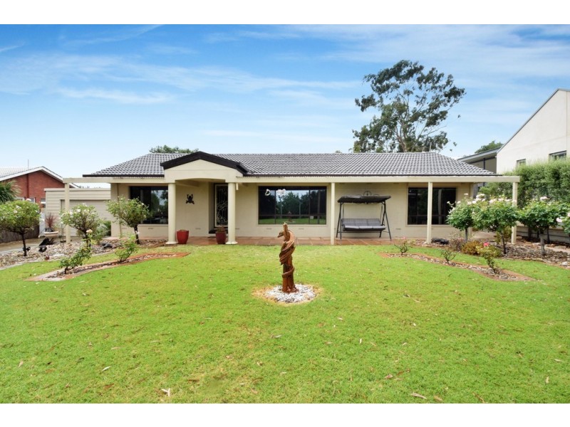 31 Giles Road, Willunga SA 5172