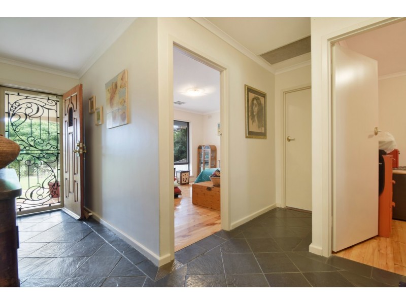 31 Giles Road, Willunga SA 5172