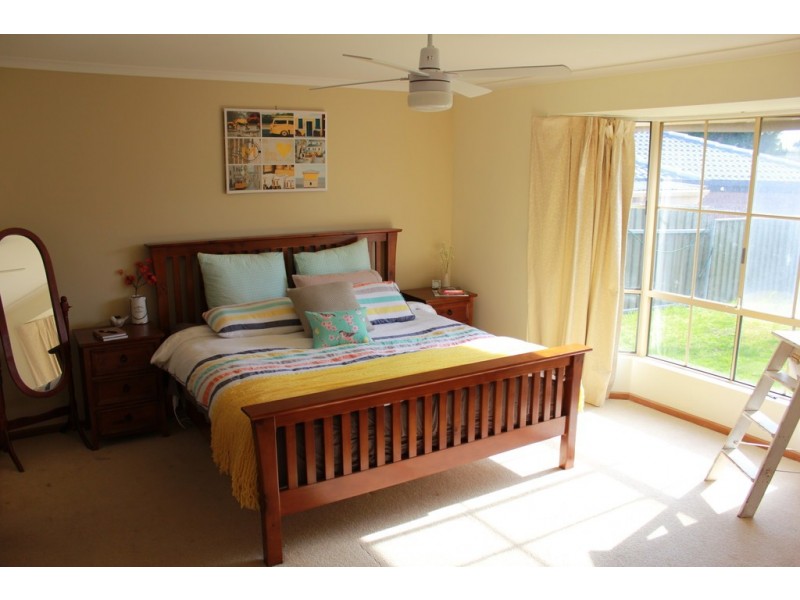 9 Montpelier Street, Woodcroft SA 5162