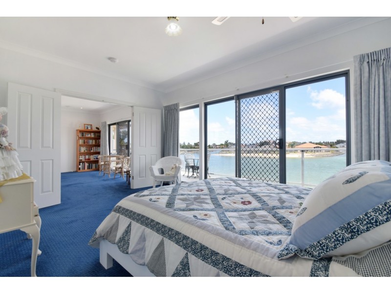 2 Lakeside Circuit, Encounter Bay SA 5211