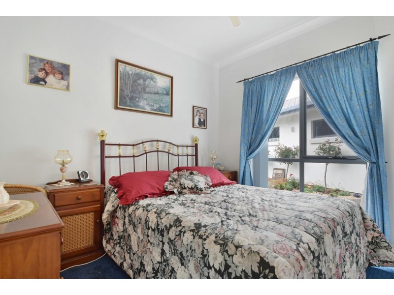 2 Lakeside Circuit, Encounter Bay SA 5211