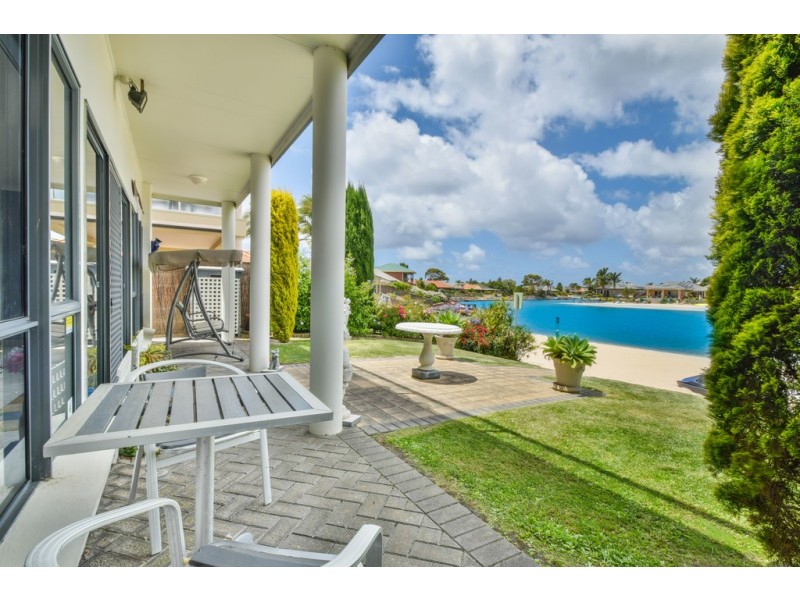 2 Lakeside Circuit, Encounter Bay SA 5211