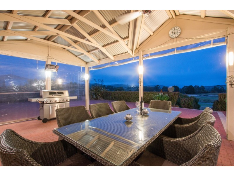 22 George Francis Drive, Mount Compass SA 5210