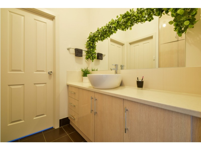 2 Tischendorf Street, Trott Park SA 5158