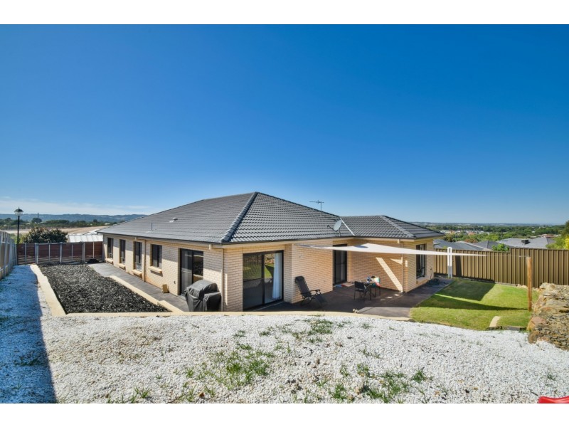 2 Tischendorf Street, Trott Park SA 5158