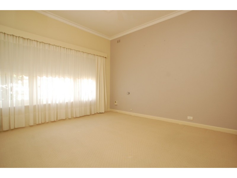 55 Sunshine Avenue, Warradale SA 5046