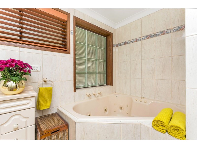 8 Magnolia Road, Reynella SA 5161