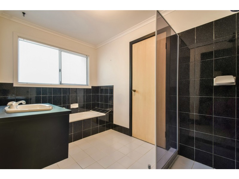 14 Cameron Avenue, Darlington SA 5047