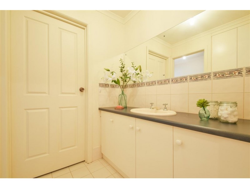 8-9 Meadowvale Drive, Coromandel Valley SA 5051