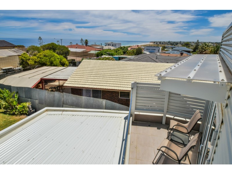 34 Bathurst Avenue, Moana SA 5169
