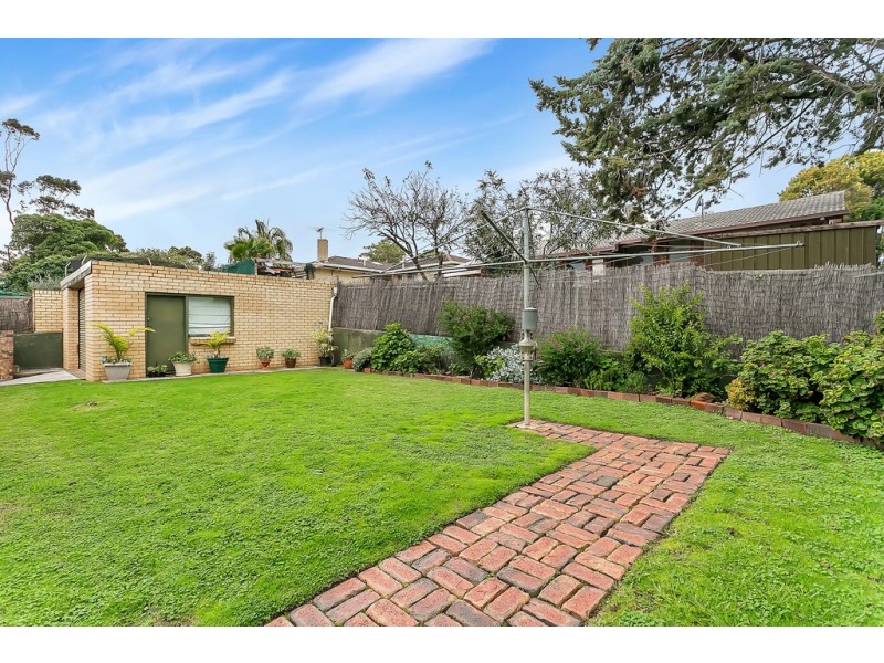 10 Pinchbeck Street, Morphett Vale SA 5162