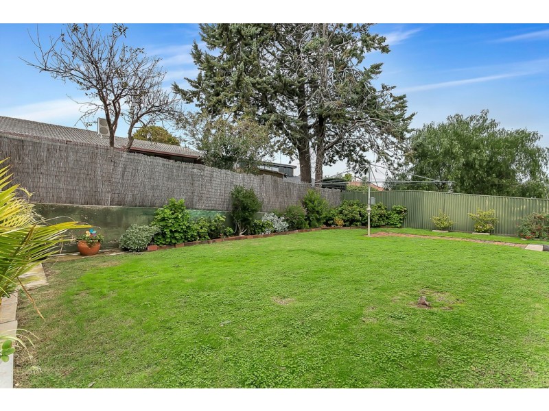 10 Pinchbeck Street, Morphett Vale SA 5162