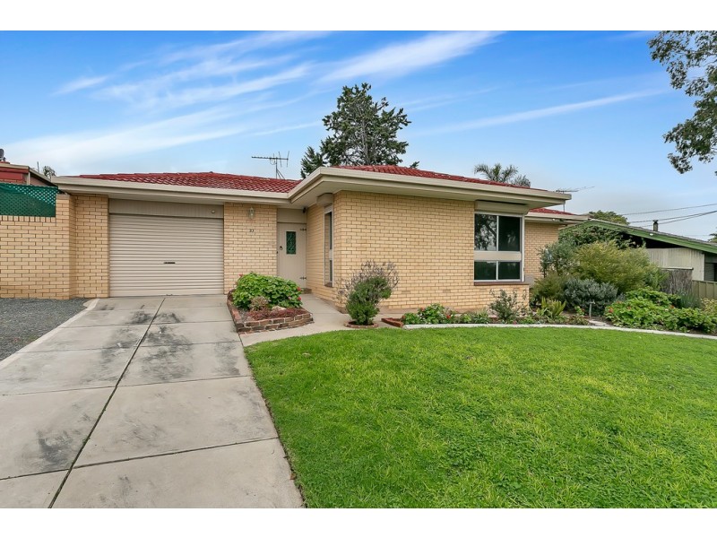 10 Pinchbeck Street, Morphett Vale SA 5162