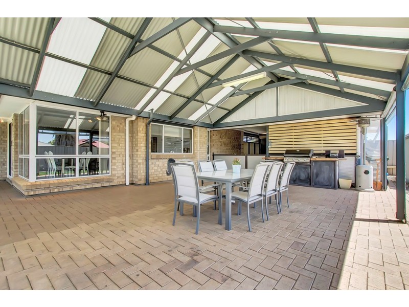 1 Cutlass Walk, Seaford Rise SA 5169