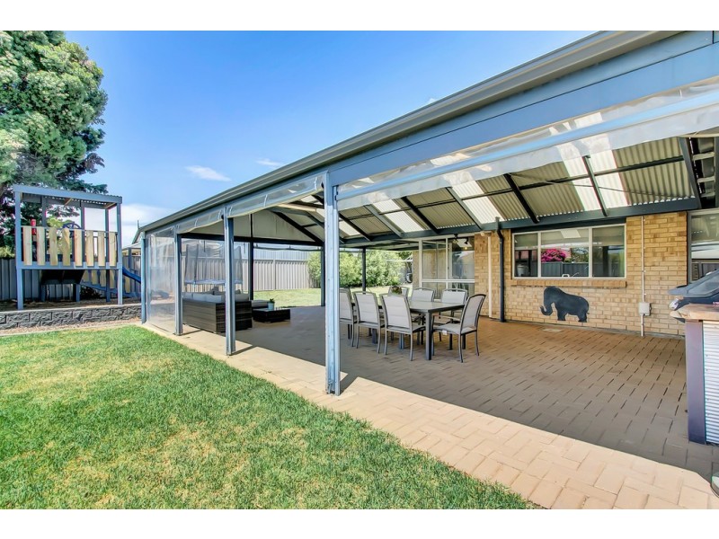1 Cutlass Walk, Seaford Rise SA 5169