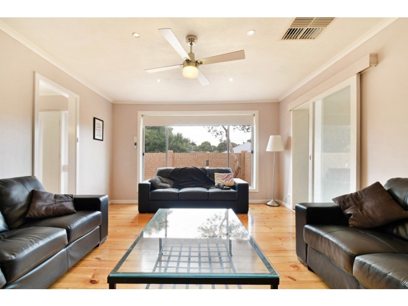 61 Kentwood Road, Morphett Vale SA 5162