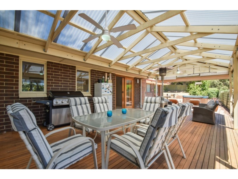 6 Meadowview Rise, Aberfoyle Park SA 5159