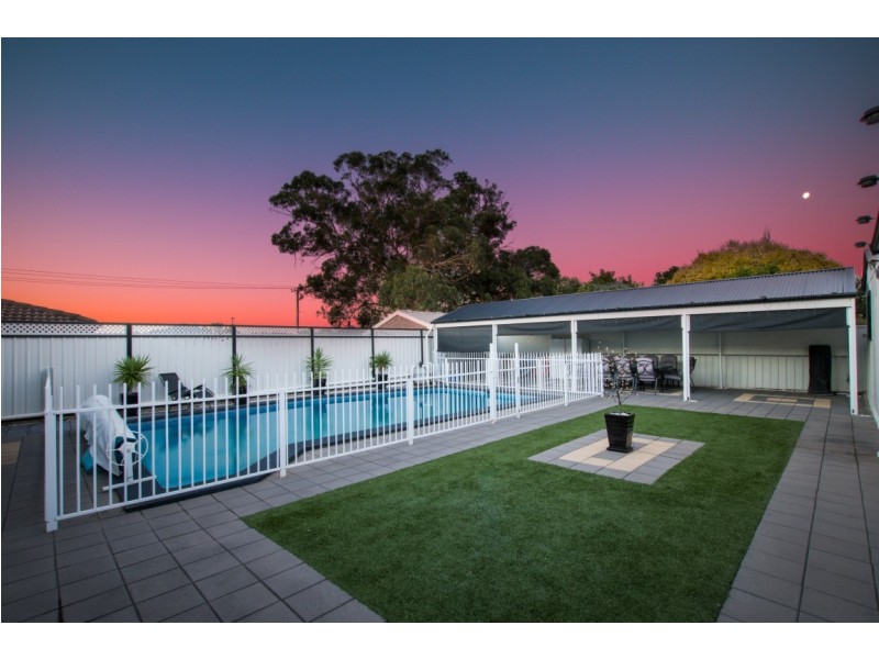 4 Rosemary Terrace, Morphett Vale SA 5162