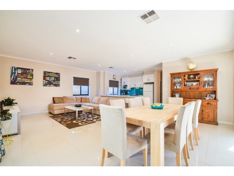 14a Nedland Crescent, Port Noarlunga South SA 5167