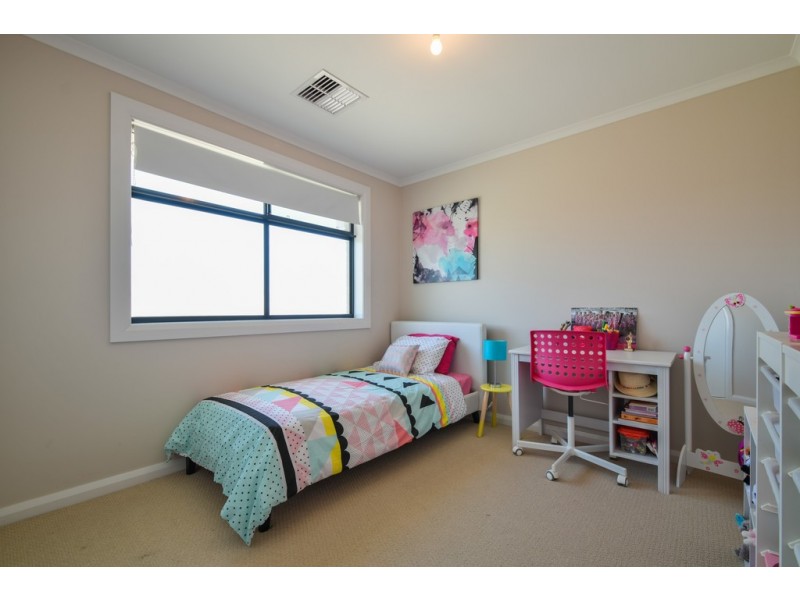 14a Nedland Crescent, Port Noarlunga South SA 5167