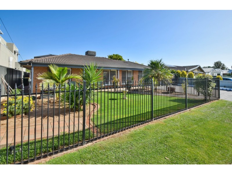 14 Nedland Crescent, Port Noarlunga South SA 5167