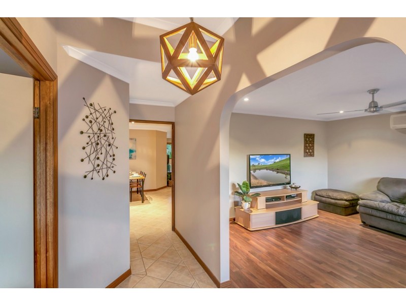 6 Driftwood Crescent, Seaford Rise SA 5169