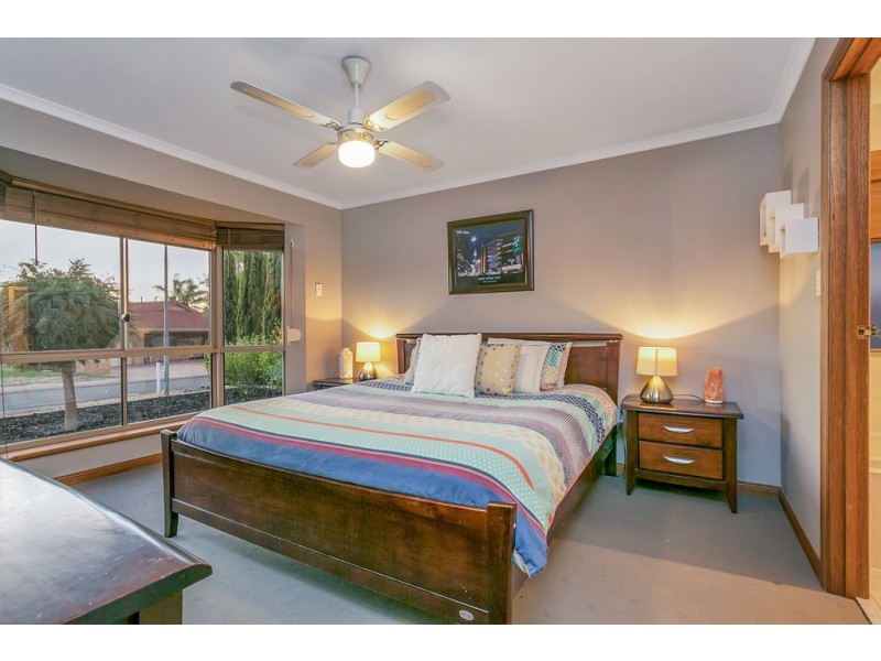 6 Driftwood Crescent, Seaford Rise SA 5169