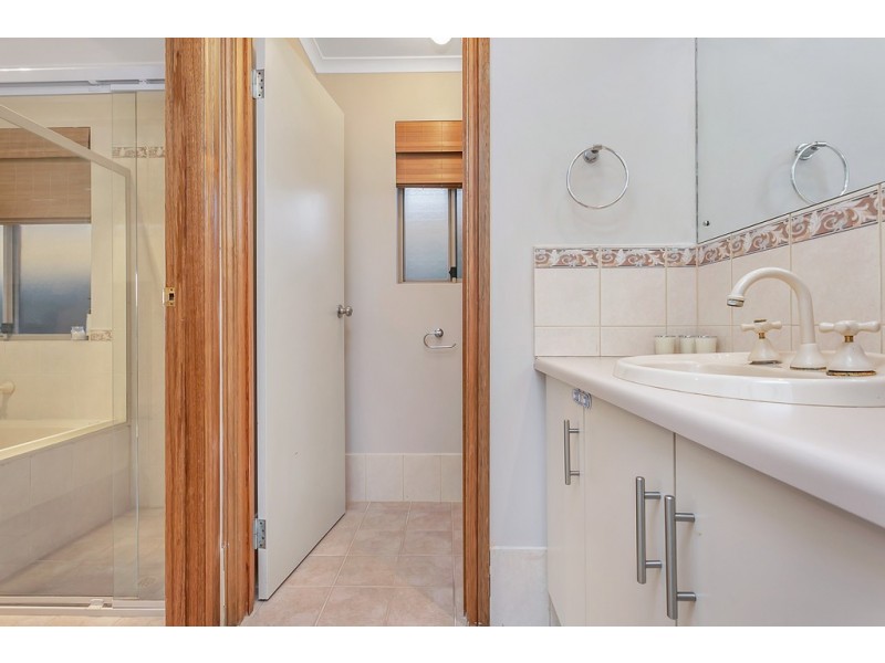 6 Driftwood Crescent, Seaford Rise SA 5169