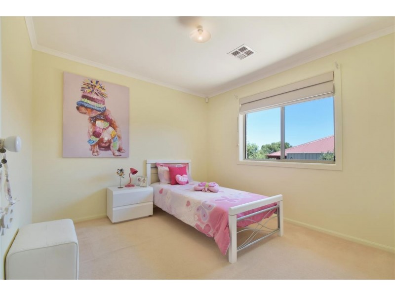 1 Summerhill Close, Reynella SA 5161