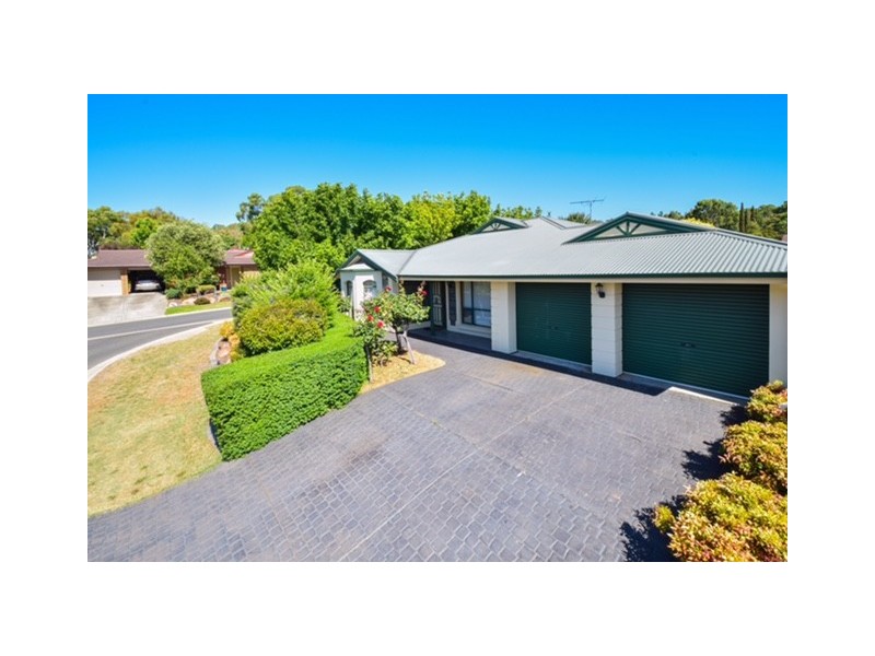 1 Nicholas Walk, Aberfoyle Park SA 5159