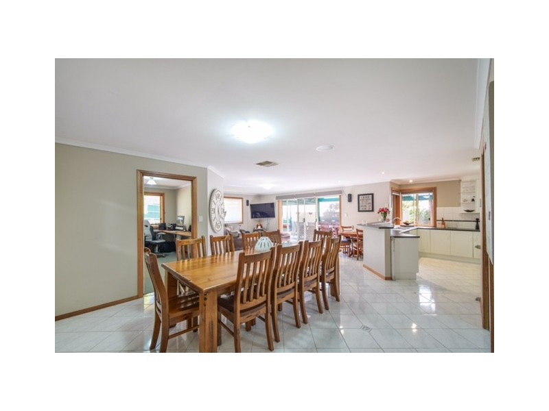 1 Nicholas Walk, Aberfoyle Park SA 5159