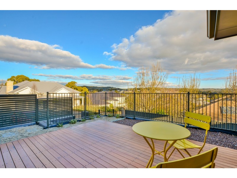 90 Highfield Drive, Craigburn Farm SA 5051