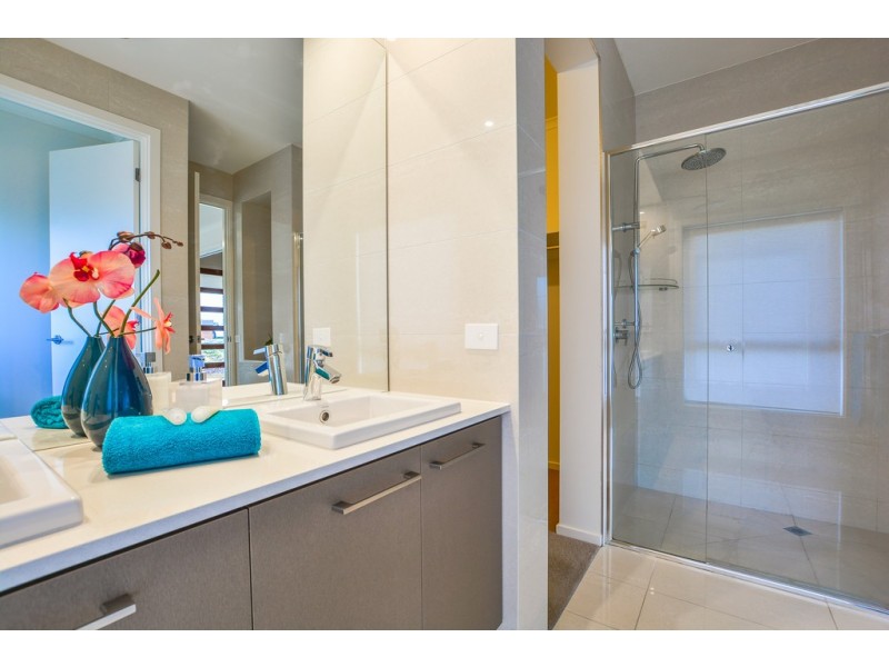 90 Highfield Drive, Craigburn Farm SA 5051