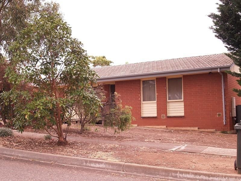5 Oswin Court, Morphett Vale SA 5162