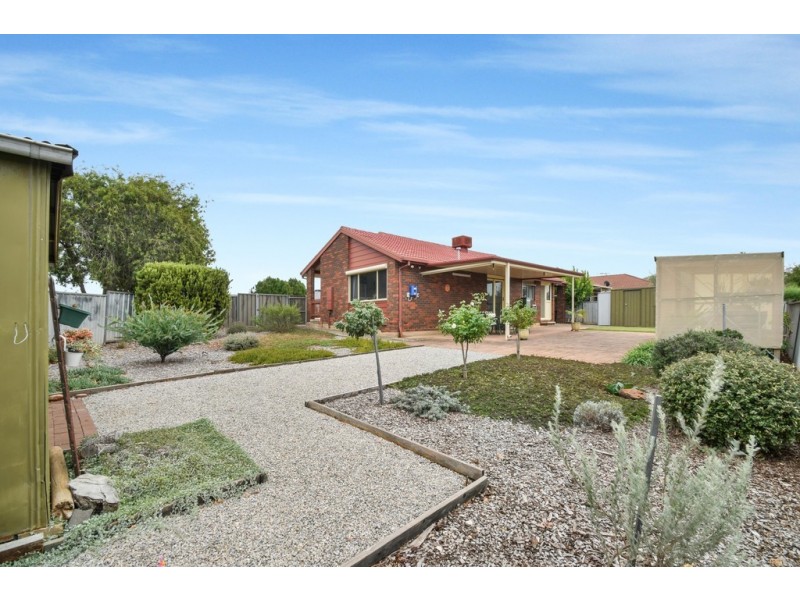 8 Tucker Court, Trott Park SA 5158