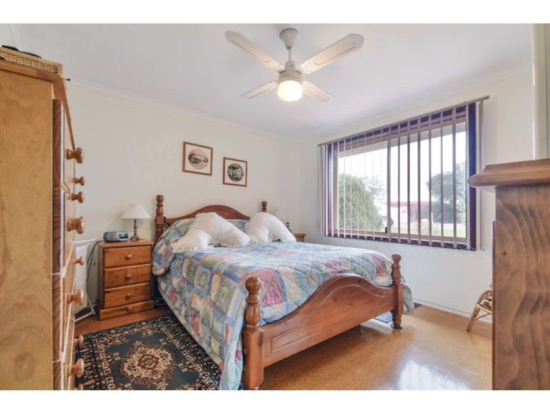 8 Tucker Court, Trott Park SA 5158