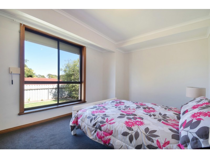 15 Horndale Drive, Happy Valley SA 5159