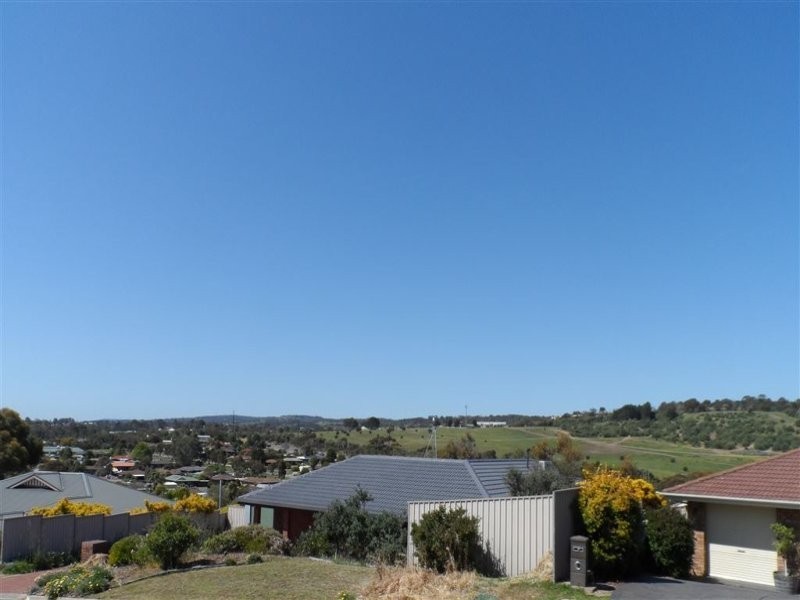 15a and 15b Featherstone Drive, Huntfield Heights SA 5163